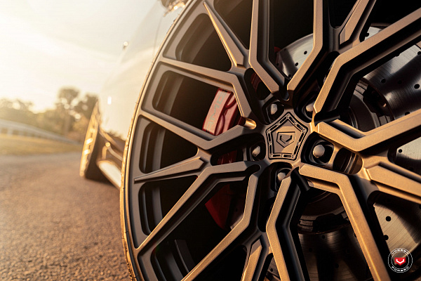 Фото дисков Vossen M-X3 Черный сатин на Mercedes-Benz S-Class (W222, C217)