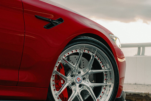 Фото дисков HRE S101SC Полированный лак на BMW 5/M5 (G30/F90)