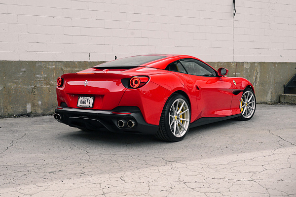 Фото дисков Vossen EVO-2 Сатиновый лак на Ferrari Portofino