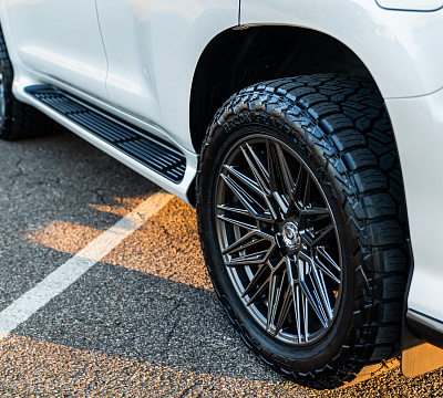 Фото дисков Vossen HF6-5 на Lexus GX II