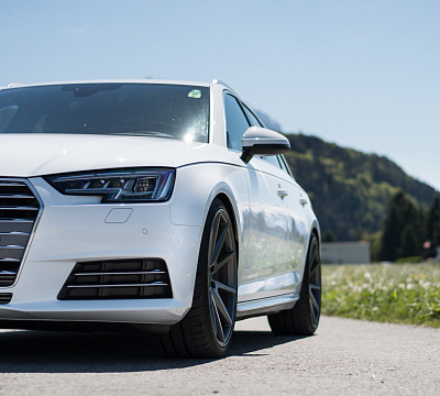 Фото дисков Vossen VFS-1 на Audi A/S/RS 4 (B9)