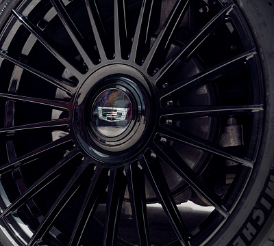 Фото дисков Vossen HF-8 на Cadillac Lyriq
