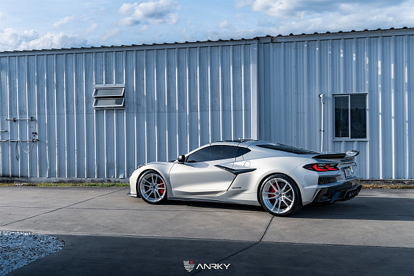 Фото дисков Anrky AN24 Глянцевый лак на Chevrolet Corvette C8