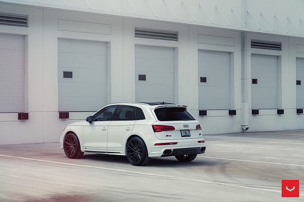 Фото дисков Vossen HF-4T Черный глянец на Audi Q5 (FY)