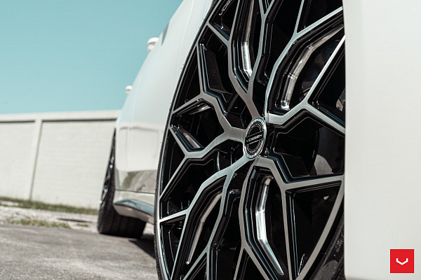 Фото дисков Vossen HF-2 Алмазная проточка на Mercedes-Benz S-Class (W222, C217)