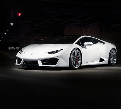 Фото дисков Strasse Wheels SV1 Deep Concave FS на Lamborghini Huracan