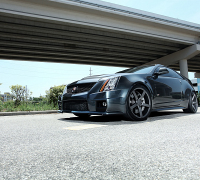 Фото дисков Vossen CV3 на Cadillac CTS II