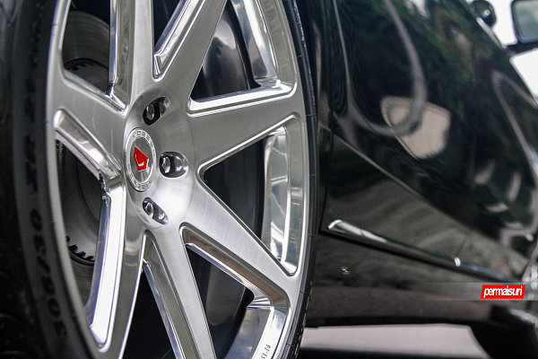 Фото дисков Vossen CG-207 Глянцевый лак на Mercedes-Benz S-Class (W222, C217)