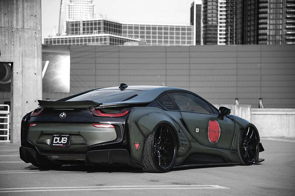 Фото дисков Savini SV80 Черный сатин на BMW i8