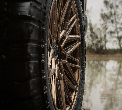 Фото дисков Vossen HF6-5 на Toyota Tacoma III