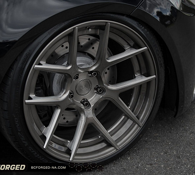Фото дисков BC Forged HCS02 на BMW 3/M3 (E90)