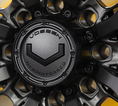 Vossen HFX-1 (8-Lug)