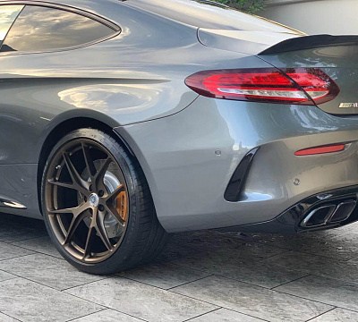 Фото дисков HRE P101 на Mercedes-Benz C-Class (W205)