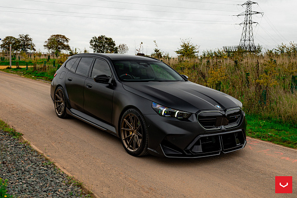 Фото дисков Vossen HFX-2 (5-Lug) Сатиновая темная бронза на BMW 5/M5 (G60/G90)