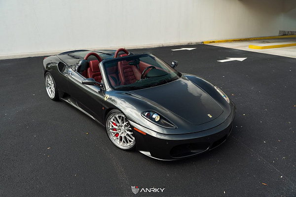 Фото дисков Anrky RS1 Глянцевый лак на Ferrari F430