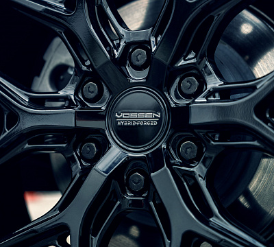 Фото дисков Vossen HFX-1 (6-Lug) на Chevrolet Silverado IV