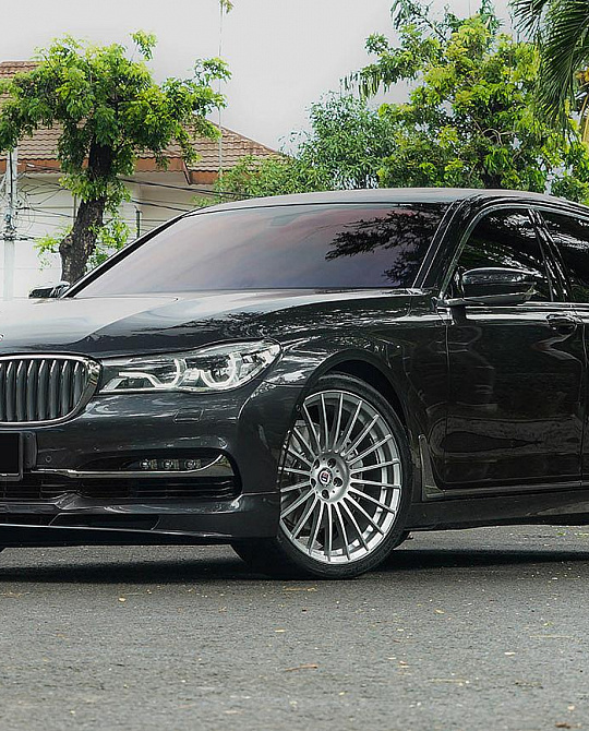 Фото дисков Classic Forged CS16 Серебро на BMW 7 (G11/G12)