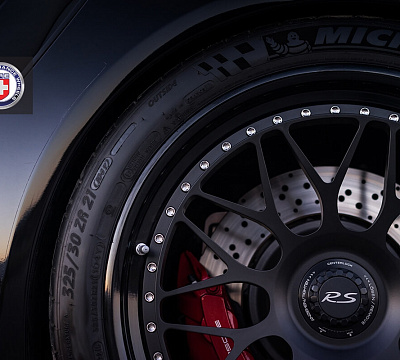 Фото дисков HRE 300 на Porsche 911 VII