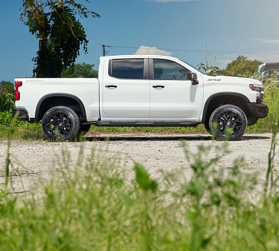Фото дисков 4PLAY 4P83 на Chevrolet Silverado IV