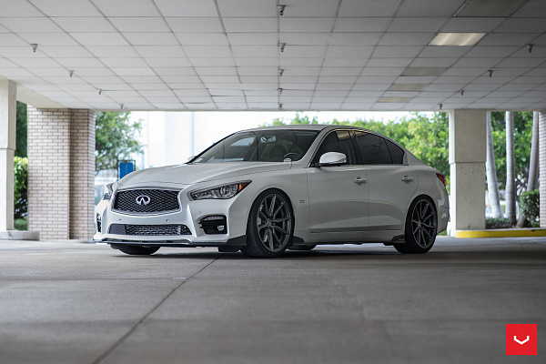 Фото дисков Vossen HF-3 Глянцевый графит на Infiniti Q50
