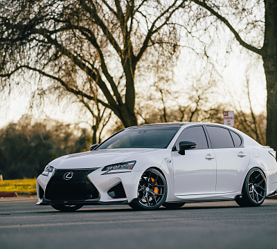 Фото дисков Vossen HF-5 на Lexus GS IV