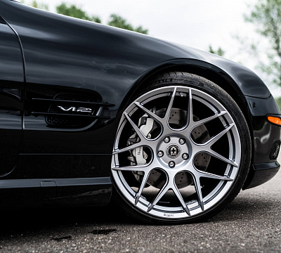 Фото дисков HRE FF01 на Mercedes-Benz SL (R230)