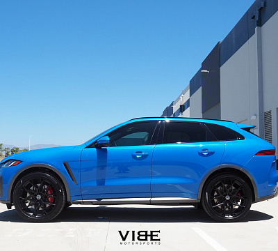 Фото дисков HRE FF10 на Jaguar F-Pace