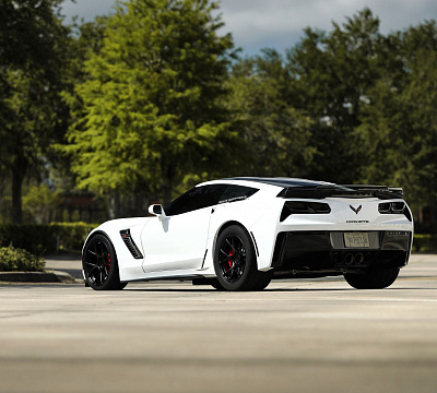 Фото дисков BC Forged RZ05 на Chevrolet Corvette C7