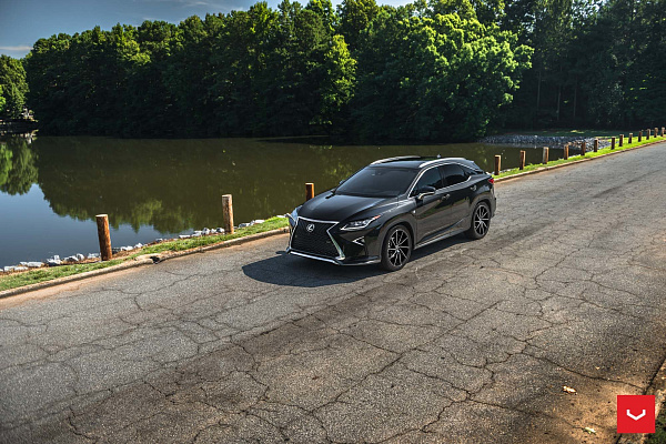 Фото дисков Vossen CVT Черный глянец на Lexus RX IV