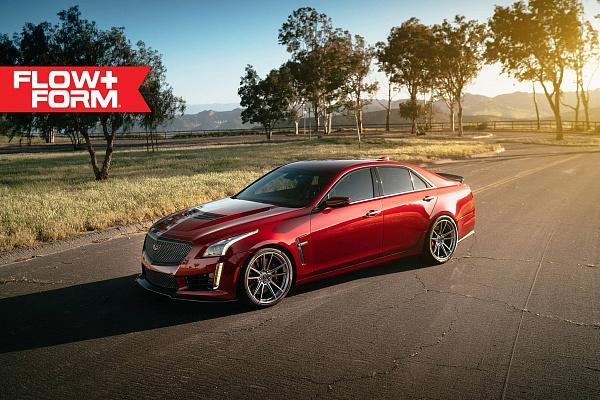 Фото дисков HRE FF04 Серебро на Cadillac CTS III