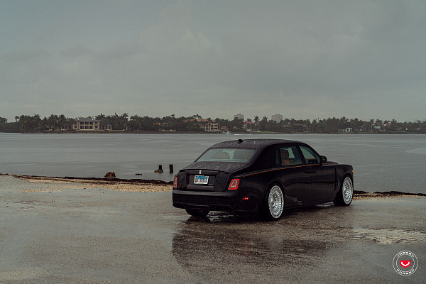 Фото дисков Vossen LC3-13T Глянцевый лак на Rolls-Royce Phantom