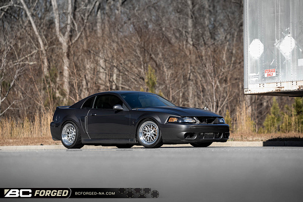 Фото дисков BC Forged LE81 // MLE81 Глянцевый лак на Ford Mustang IV