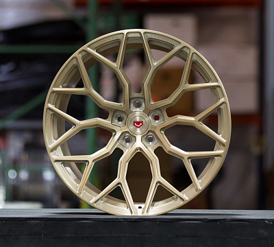 Vossen S17-01
