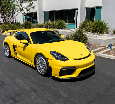 Фото дисков HRE 300 на Porsche Cayman III