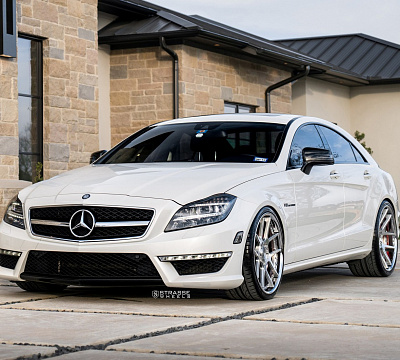 Фото дисков Strasse Wheels SM5 Deep Concave на Mercedes-Benz CLS (C218)