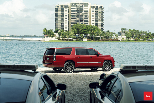 Фото дисков Vossen HF6-4 Матовый графит на Cadillac Escalade IV