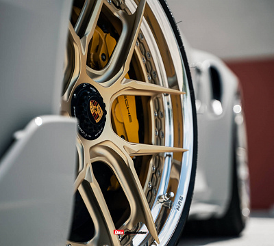 Фото дисков HRE S101SC на Porsche 911 VIII