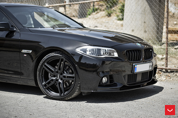 Фото дисков Vossen HF-1 Черный сатин на BMW 5/M5 (F10)