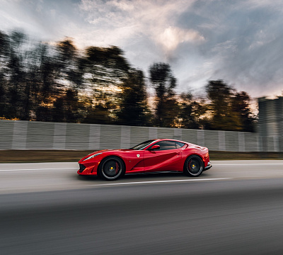 Фото дисков Brixton Forged PF5 на Ferrari 812