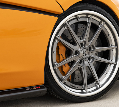 Фото дисков Strasse Wheels SV1 Deep Concave FS на McLaren 570S