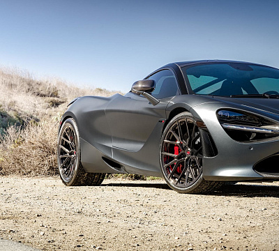 Фото дисков Vossen M-X3 на McLaren 720S
