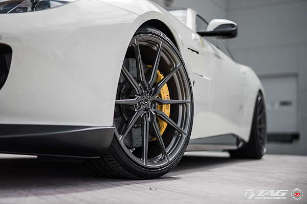 Фото дисков Vossen M-X2 Сатиновый темный лак на Ferrari GTC4Lusso