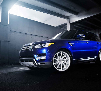 Фото дисков Vossen CVT на Land Rover Range Rover Sport II