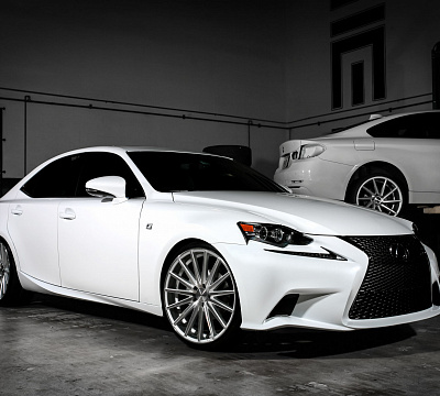 Фото дисков Vossen VFS-2 на Lexus IS II