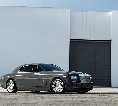 Фото дисков HRE 501M на Rolls-Royce Phantom
