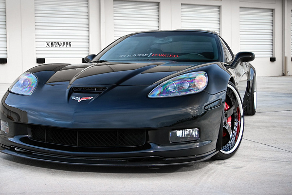 Фото дисков Strasse Wheels S5 Signature Другой цвет на Chevrolet Corvette C6