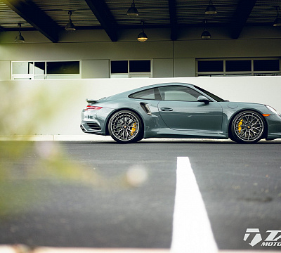 Фото дисков Anrky AN30 на Porsche 911 VII