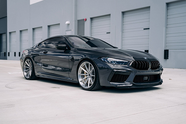 Фото дисков Brixton Forged R11-R Глянцевый лак на BMW 8/M8
