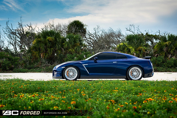 Фото дисков BC Forged LE81 // MLE81 Глянцевый лак на Nissan GT-R