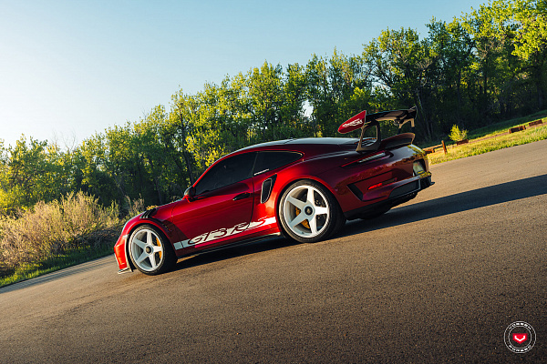 Фото дисков Vossen GEN-01 Белый глянец на Porsche 911 VII